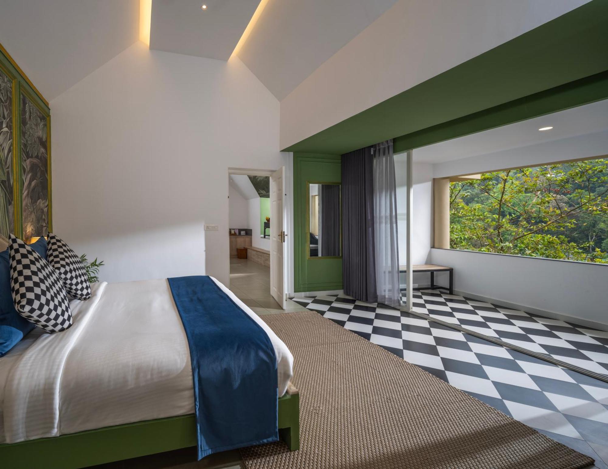 Junior Suite Garden View
